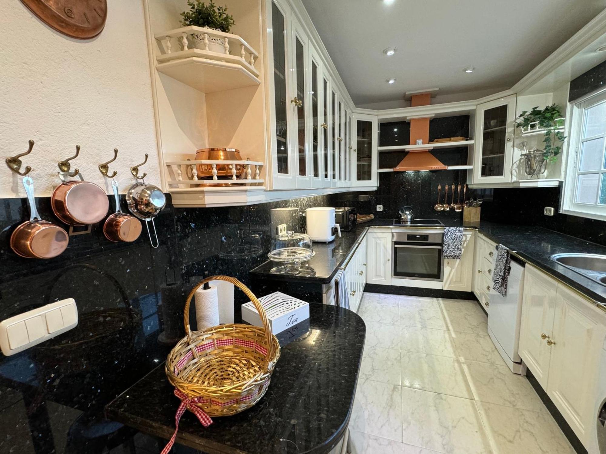 Casacara Beachside Costabella -spain Villa Marbella