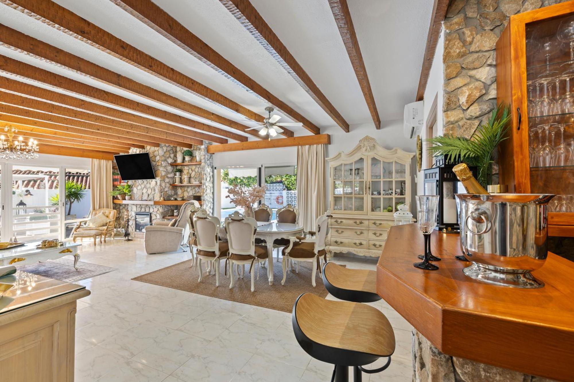 Casacara Beachside Costabella -spain Villa *
