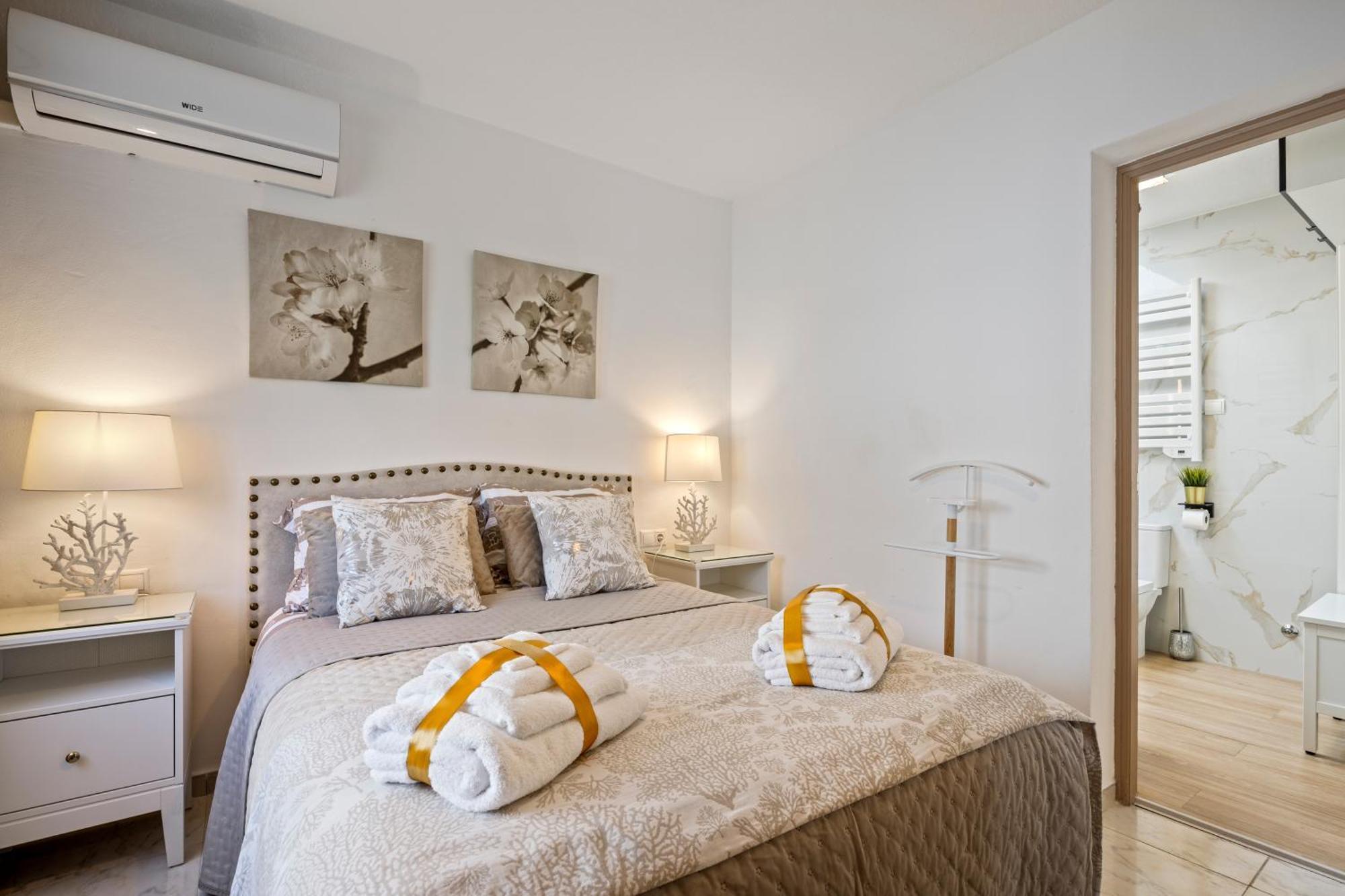 Casacara Beachside Costabella -spain Villa Marbella