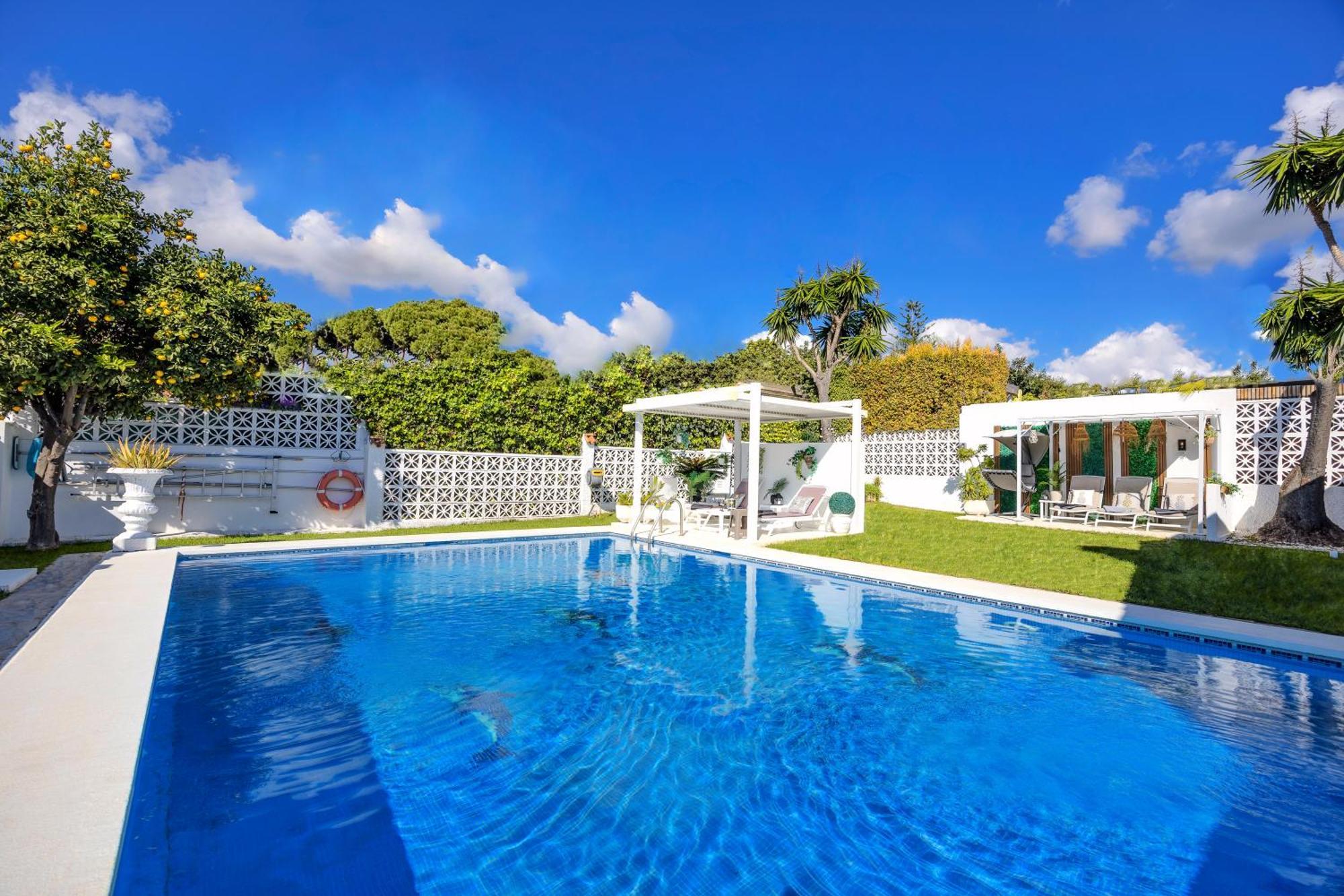 Villa Casacara Beachside Costabella -spain Marbella