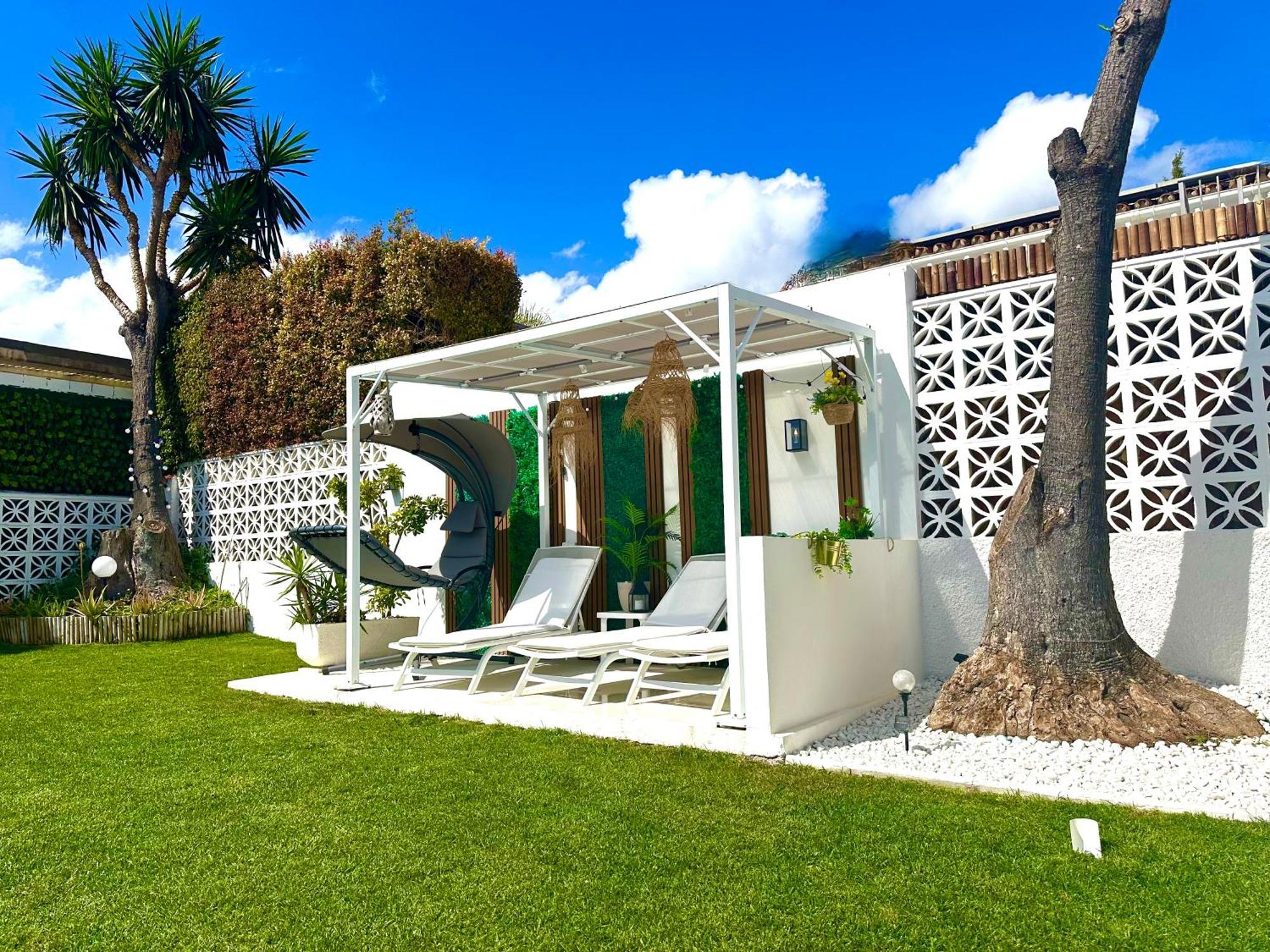 Casacara Beachside Costabella -spain Villa